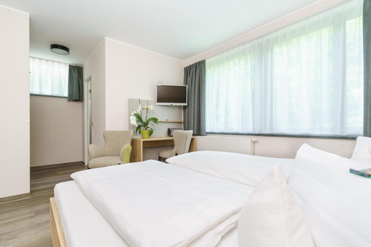 Hotel Forsthaus Gruena Betreiber Gmbh 켐니츠 외부 사진
