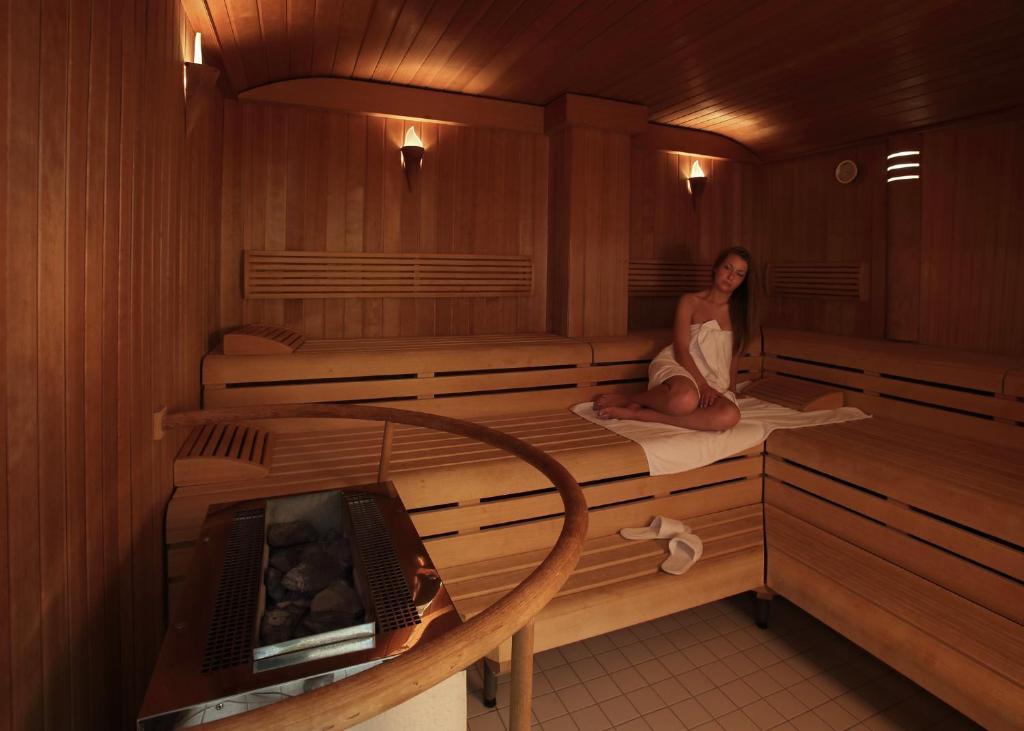 Hotel Forsthaus Gruena Betreiber Gmbh 켐니츠 외부 사진